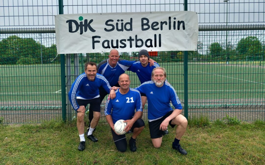 Starker Saisonstart der Berliner Faustball-Bezirksliga